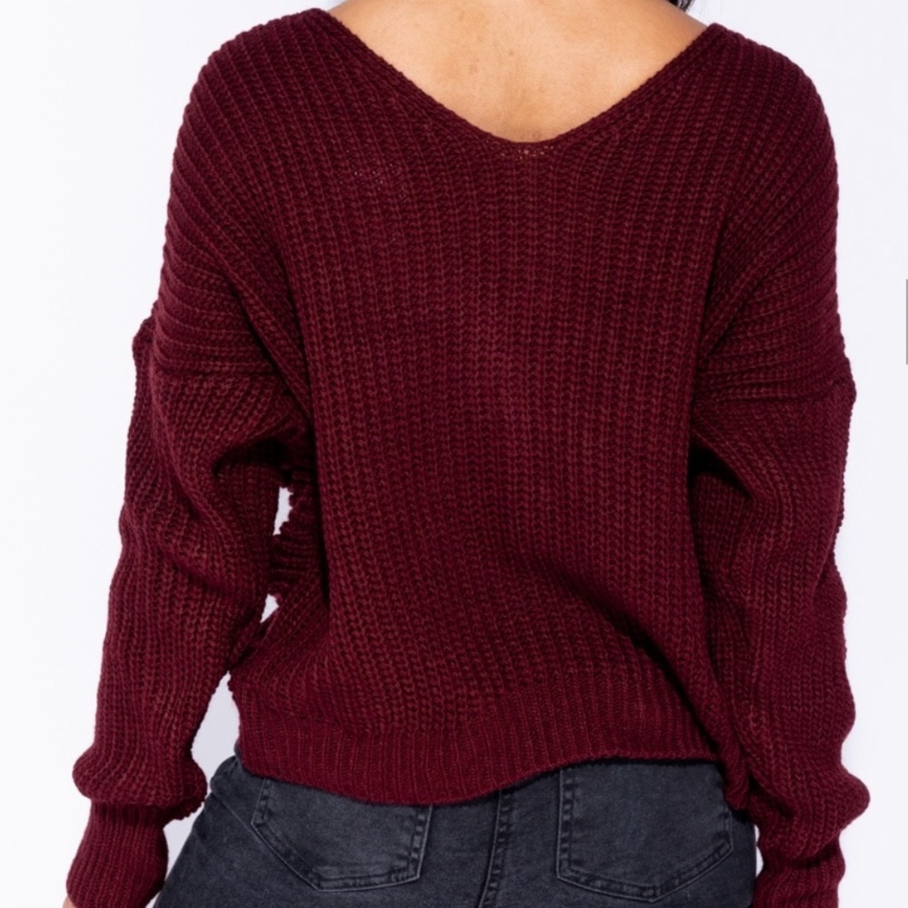 Twist Detail Sweater - Picture 2 of 8